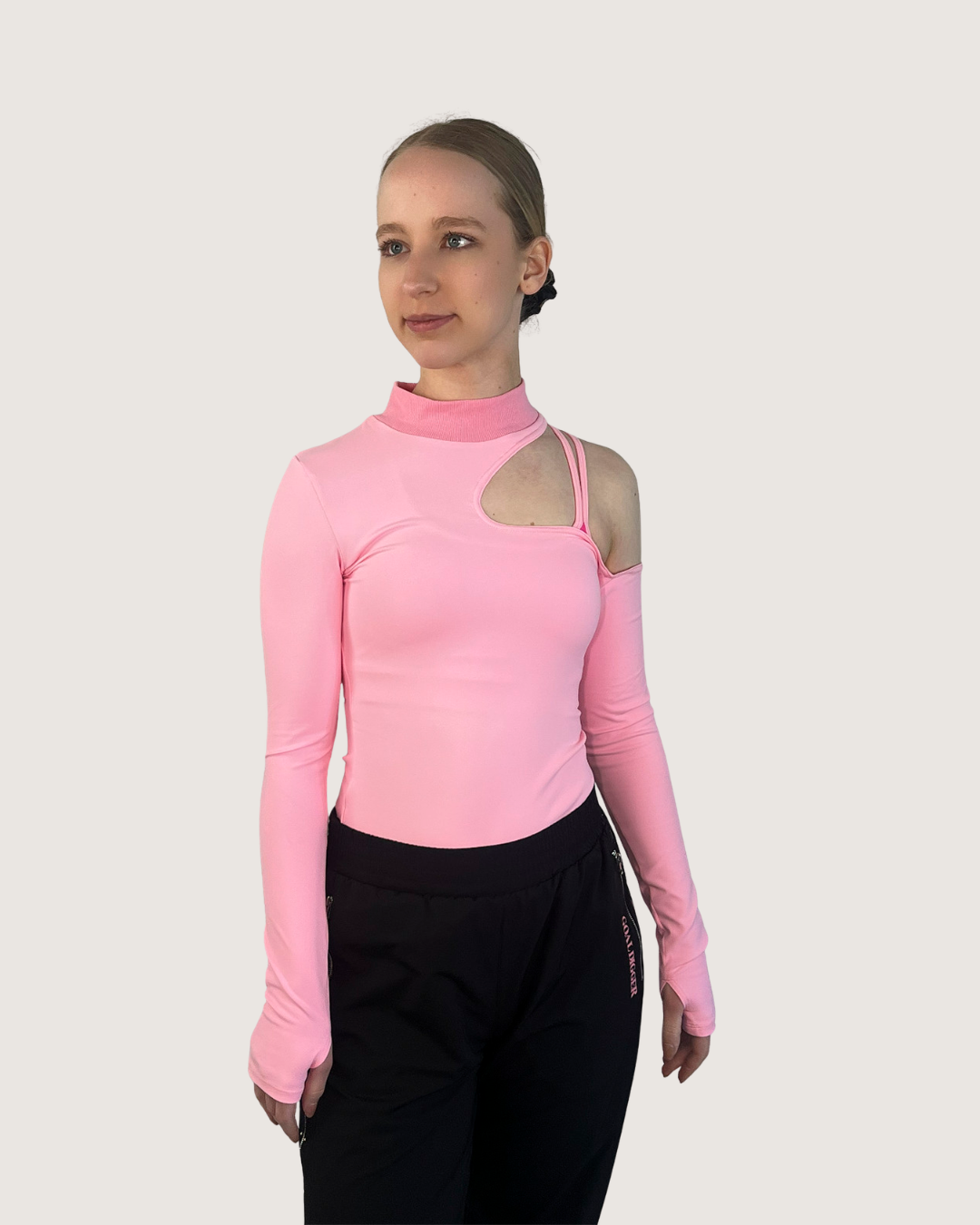 Yuna Cut Out Top